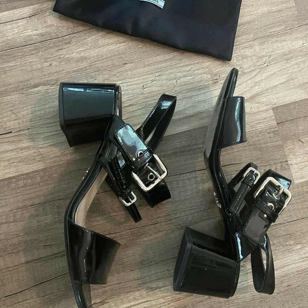 Prada Patent Leather Women’s Black Open Toe Block Heel Strappy Sandals US 8 38.5